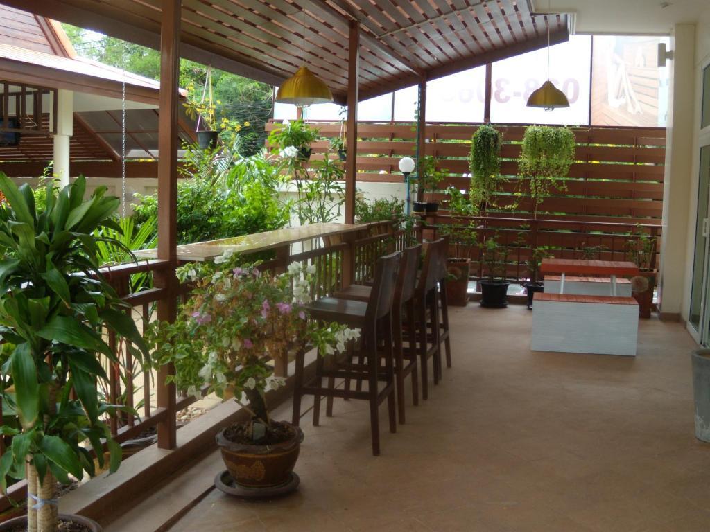 Emerald Palace Aparthotel Pattaya Bagian luar foto